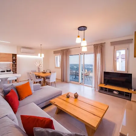 Aloni 3 Bedroom Sea View With Private Pool *