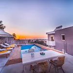 Aloni 3 Bedroom Sea View With Private Pool Villa