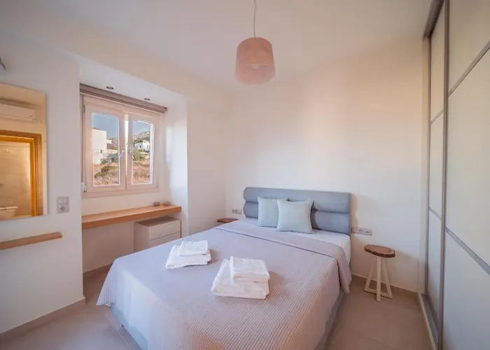 Aloni 3 Bedroom Sea View With Private Pool * Hersonissos (Crete)